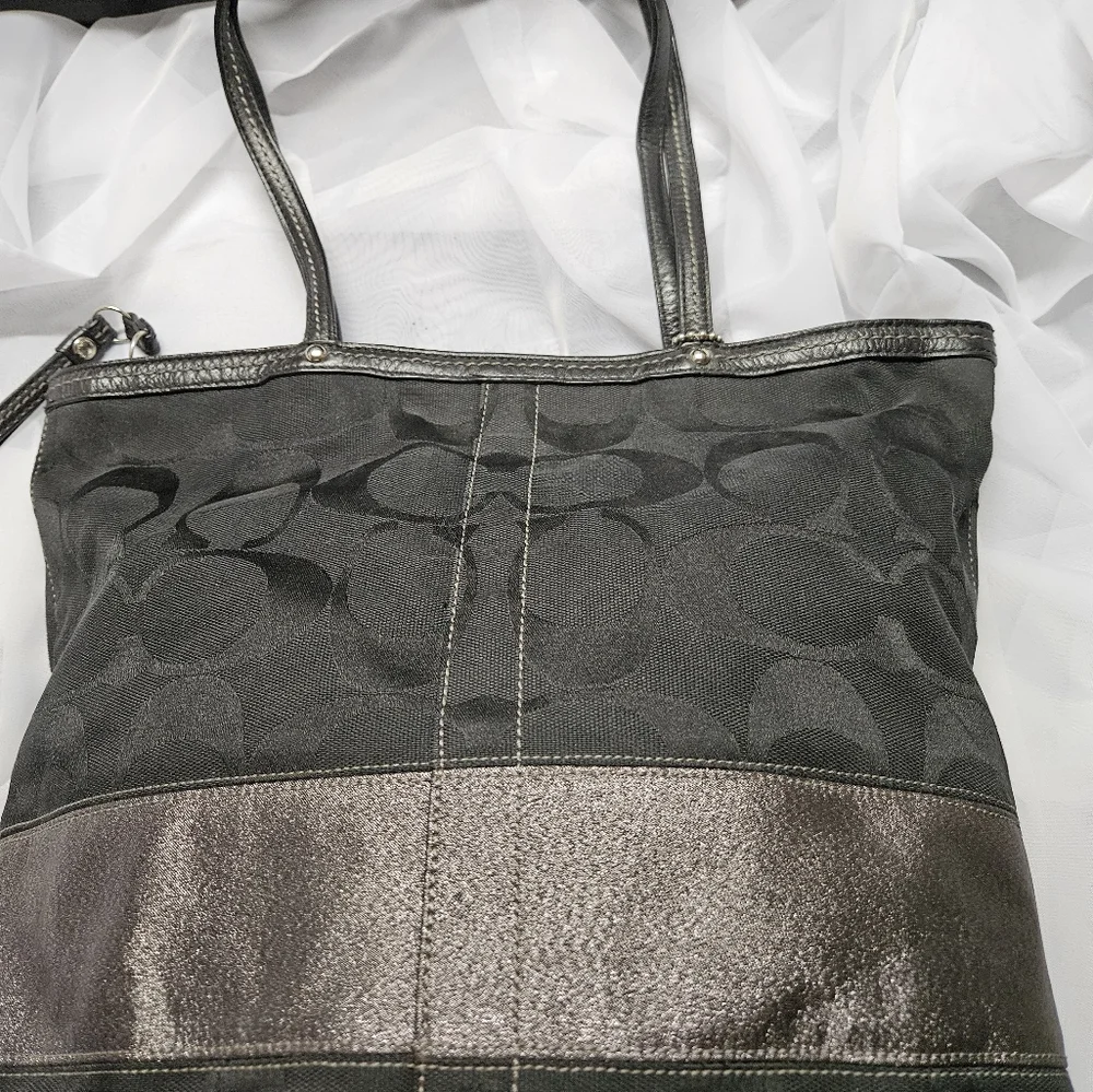 Vintage Coach Bag - Picture 3 of 7